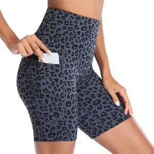 NEW! Yoga Biker Shorts High Waisted Pockets Zone Compression Gray Leopard Medium